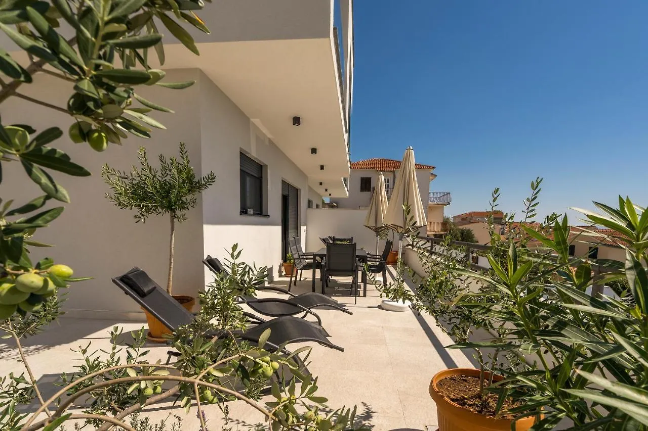 Villa Holiday Home Meri Trogir